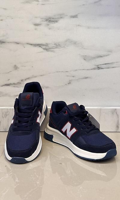 Shoes Men's Sneakers NEW BALANCE  Photo 2