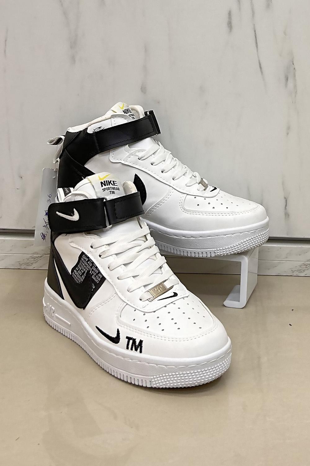 women's georgia nike shoes