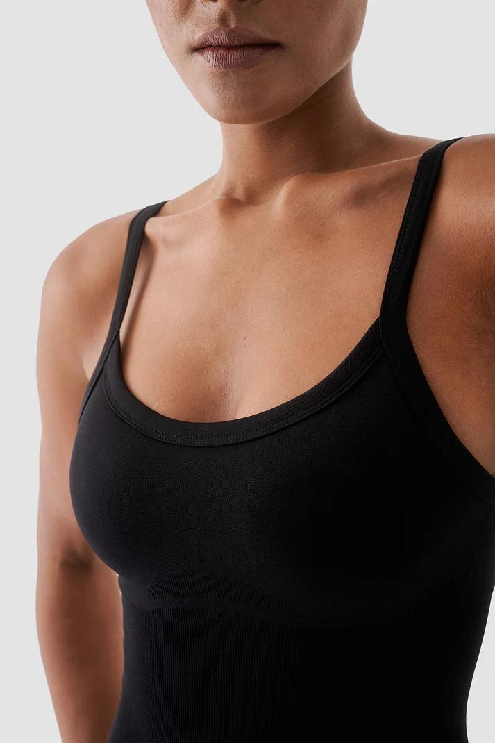 ფიტნეს ტანსაცმელი Women's Jumpsuit  Sports SUPERSTACY superstacy-rachel-dikissiz-siyah-kisa-tulum-4944.jpg