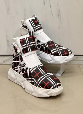 Shoes Women's Sneakers OFF WHITE