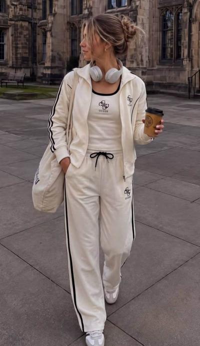 Women's Tracksuit MINT 99693.jpg