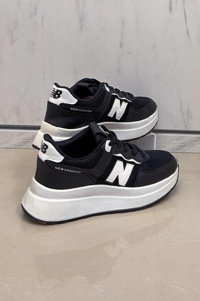 Shoes Women's Sneakers NEW BALANCE  Photo 2
